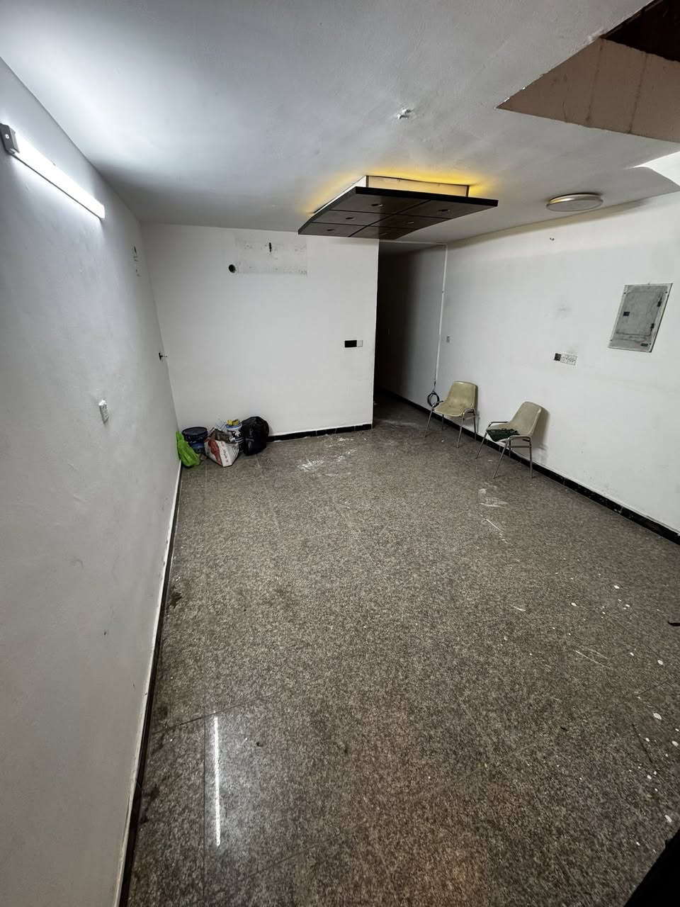 الايجار بيت ١٠٠ متر  في السيدية ٣ نوم سعر مليون خلف شارع مركز موقع ***********
