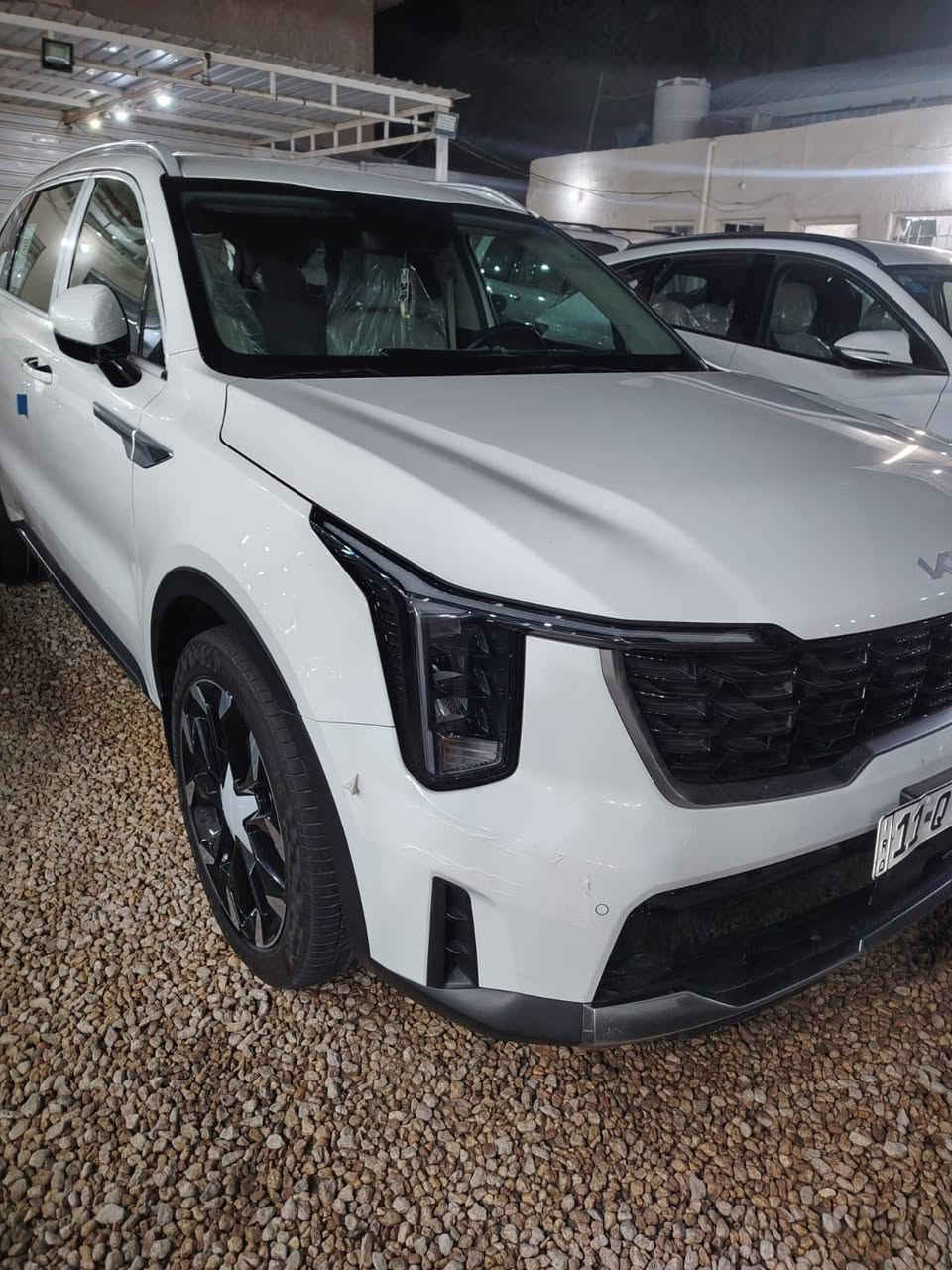 سورنتو 2025 كفالة عامة
ماشيه 23000بعدها بنايلون الشركة 
بصمة + بصمة ابواب
مري شفط
بردات خلفية
شفتات مقود
داتا شو
ويل 20 
اناره محيطيه 
تحكمات ستيرن 
گير ماوس
سايد بريك بصمه
اوتو هولد
حساسات امامي خلفي
نظام نزول منحدرات 
مانع انزلاق 
جنطه كهرباء
شاشه متصل
شاحن لاسلكي
تشغيل عن بعد
كامرتين 
3 قطع تبريد
4 وضعيات قياده 
6 سلندر 
رقم بغداد / مكانها نجف 
السعر / $315 وبيها مجال بسيط


**إذا كنت صاحب هذا الإعلان وتريد حذفه لأي سبب، رجاءا أرسل رسالة إلى الدعم الفني**