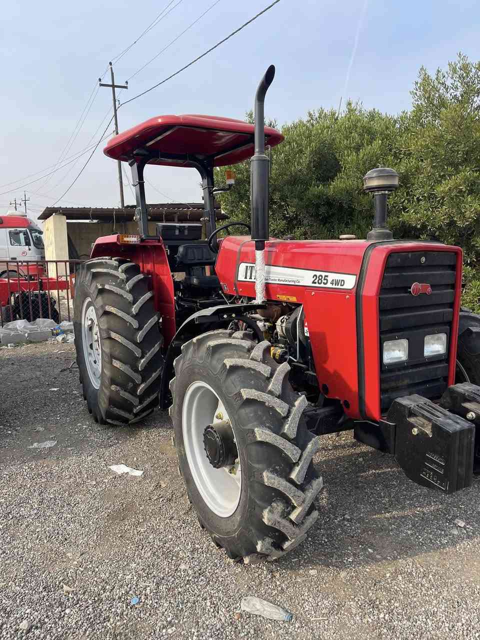 تركتر أيراني لبيع عينوان أربيل 
رقم وسنوي 
2025 
***********
***********
