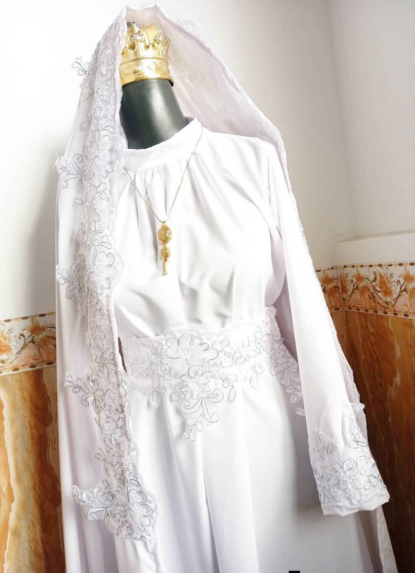 الف مبروك
احجزي الان 
زي عقد قران العروسة 👰‍♀️
جادر مطرز بلدانتيل التركي ✨
حجاب  ✨
فستان ✨
حزام ✨✨

متوفر لكل القياسات 
***********

يوجد توصيل لجميع انحاء العراق 🚗🇮🇶🚗🇮🇶🚗 ناصرية, ذي قار
