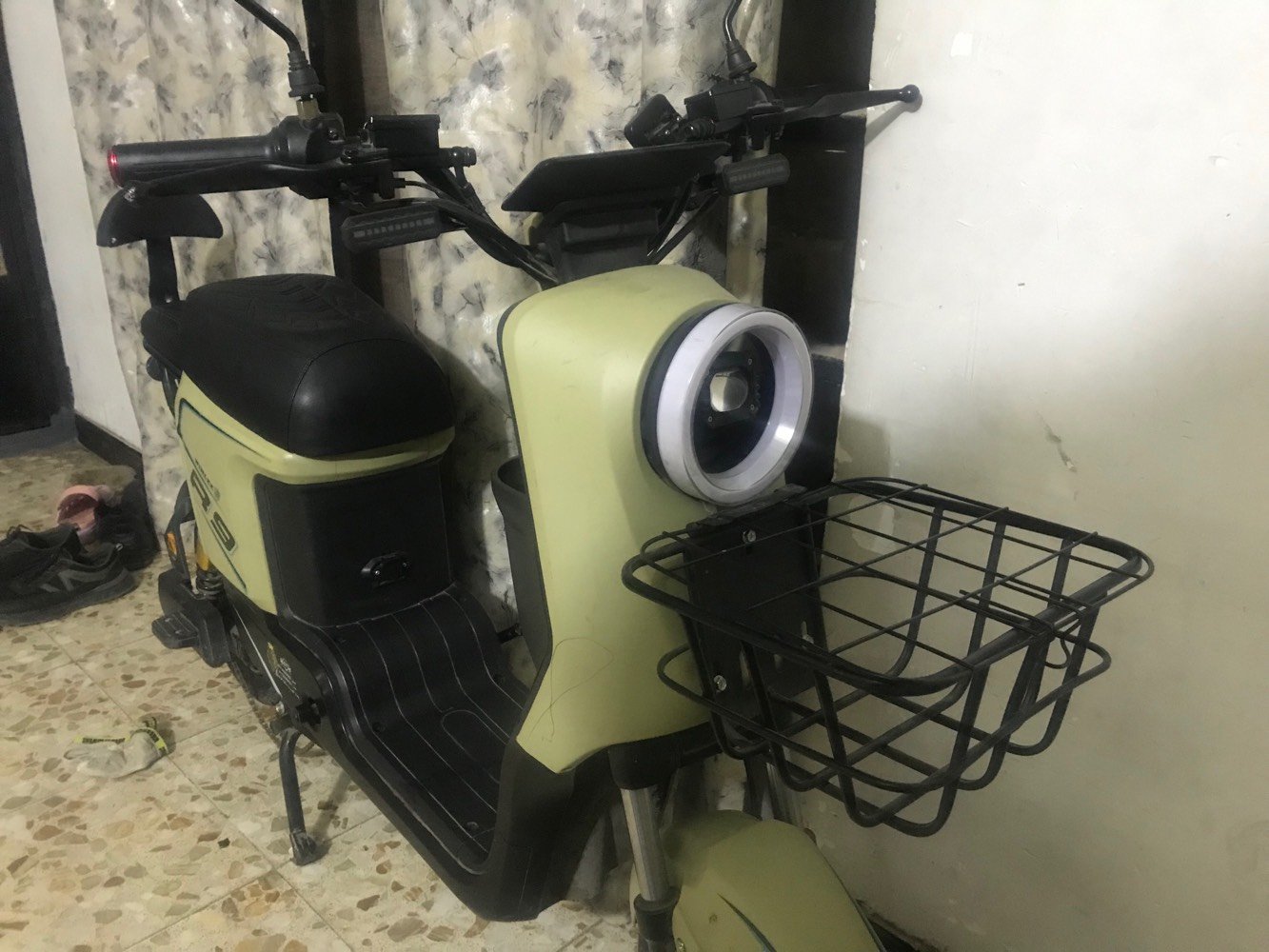 بغداد حي العامل التواصل على رقم 
(R9)*********** 

بيها مجال السعر 