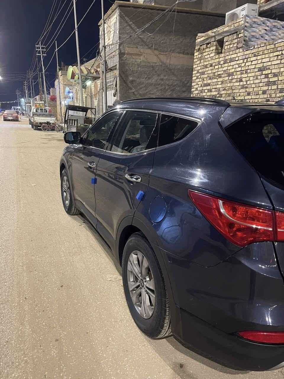 سنتافي للبيع المواصفات 

1-الموديل 16  وارد امريكي 

2- السيارة مرقمه رقم ذي قار

السياره باسمي

3-اللون نيلي

4- حجم المحرك 2,400

5-نوع المحرك GDi

6-ثلاث انظمة قيادة (اقتصادي + سبورت + نورمل).

7-خمسة راكب

8-شاشة صغيره بالدشبول لمس

9-كامرة دوارة بلاد فول HD

11- الكشنات جلد كهربائي

12-التبريد قطعتين 

13- ويل كب

14- حساس تايرات رقمي

15- لد نهاري وشمعة وكشافات 

16- نظام بلوتوث + ايواكس +يو اس بي-مانع انزلاق 

17_نظام Eco النظام الاقتصادي

18-دواخل جلد والكشنات تدفئه تبريد

السيارة بيها صبغ جاملغ وبنيد الباقي كله مكفول ليبل واحد بدون دواخل 

السعر المطلوب 140

الاتصال على الرقم ***********
