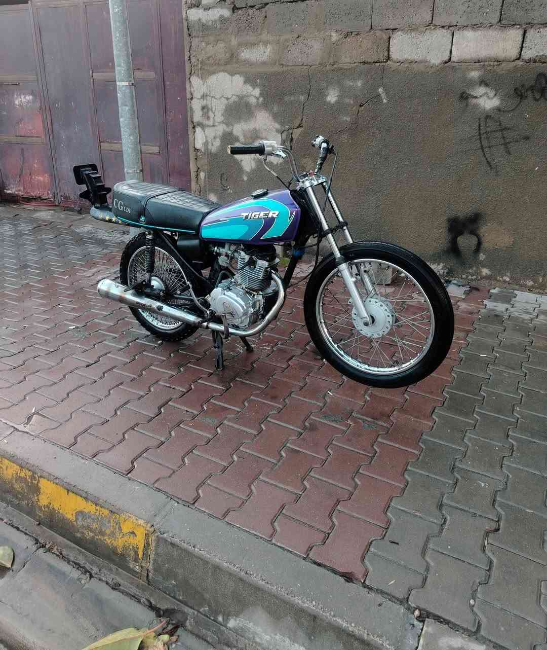 السلام عليكم للبيع دراجه اربعه كير 22 مفتوحه سعر 350وبي مجال، *********** واتساب
