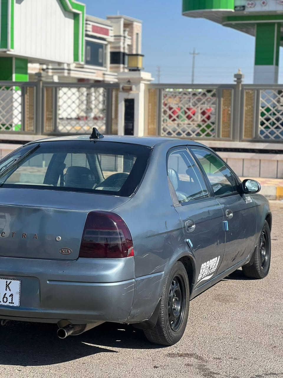 السلام عليكم سبكترا موديل ٢٠٠١ مكينه ٢٠٠٠ كير اوتوماتيك كهربائيات كامله تبريد نقص فقط الغاز مكانها فلوجة رقم بغداد بأسمي تحويل  ثاني يوم  السعر ٤٨ وبيها مجال بسيط او مراوس حسب الطلب رقم الهاتف *********** غير متواجد على الفيس
