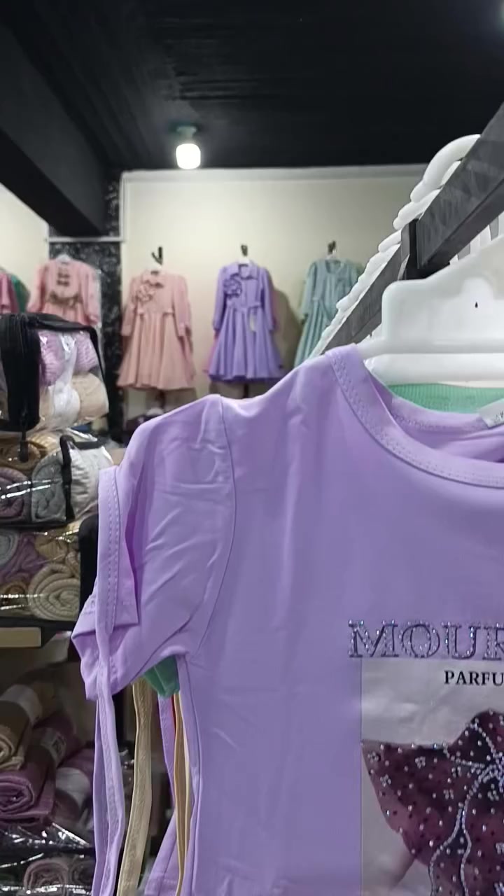 #ياالله عرض خاص تراك بناتي درجة اولى والسعر جداً مناسب
متوفر داخل الفرعين الأول والثاني
العنوان نجف حي الميلاد شارع السوك
الكندي للالبسة النسائية والاطفال 
tiktok.com/@apeel.alkndee


**إذا كنت صاحب هذا الإعلان وتريد حذفه لأي سبب، رجاءا أرسل رسالة إلى الدعم الفني**