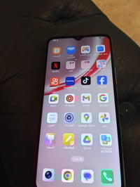 تليفون للبيع بس كمره مكسوره باقي حديد ما صلح رقم الهاتف 07723291875