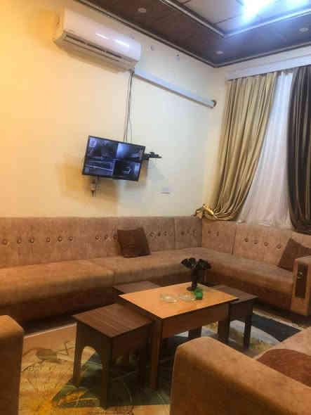 #اسعد_الله_اوقاتكم_بكل_خير

دار سكن للبيع بناء بلوك 

#مساحه:: كل دار 100 م

#العنوان:: البصرة أبو الخصيب منطقة طريق سيد حامدقرب معمل الشيخ
 
#جنس_العقار:: طابو مالك صرف زراعي عراقي سند 25 
وكاله و نسخ من الطابو و مكاتب 

#يحتوي:: كل بيت على 
غرف نوم و ديوان 
مطبخ و حمام 
داخلي و خارجي  
جميع الخدمات متوفره ماء كهرباء مدارس نت كلشي قريب على شارع 8 م 

#السعر ((البيتين 100 و بيهن مجال))
#اللاستفسار إلا تصال على الهاتف ☎️ 📞 
☎️((***********))☎️
محمد
