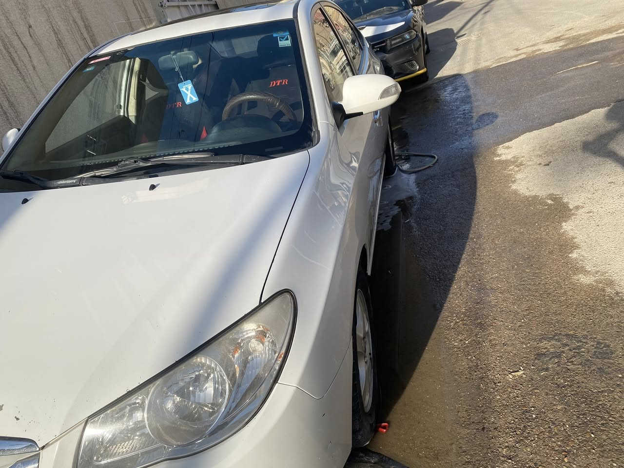 النترا ٢٠١١ بغداد بأسمي 
مكفولة كفالة عامة بدون صبغ 
محرك ١٦٠٠ 
فتحة سقف 
منظومة غاز 
السعر ١٢٠٠٠$
للاستفسار الاتصال ***********
