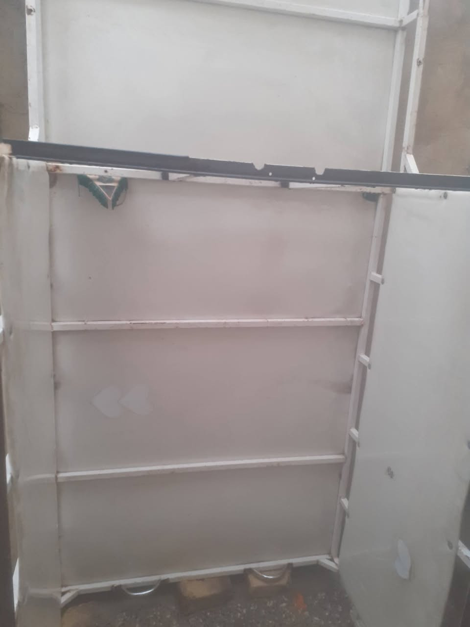 سعر ١٥٠ و بيه مجال قليل مكفول قطره لحيم مابيه ***********
