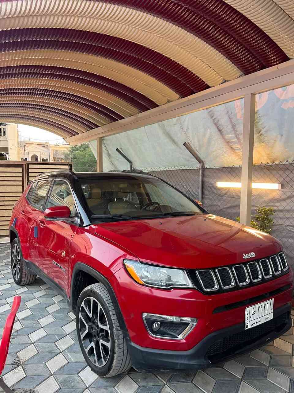 سلام عليكم شباب جيب مديل 18 فول واحد عله واحد حادثهه جاملق وبنيد السعر 150 مكاني بغداد رقم الهاتف ***********
