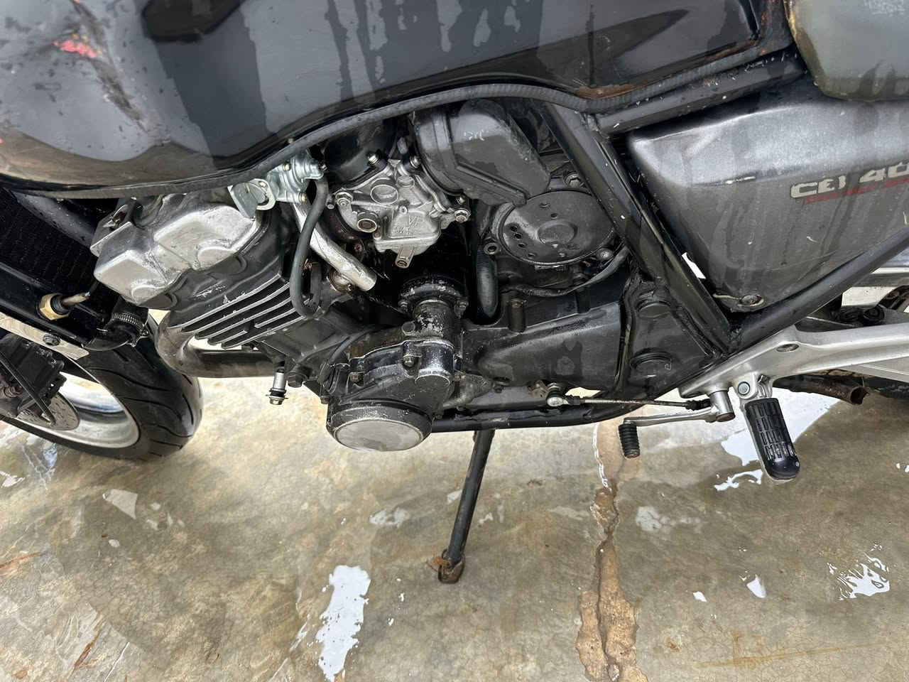 Cb4 موديل ١٩٩٤ ١٦ ولف مثال عن جمالية قفل ١٢ ورقة بيها  كركوك ***********عطل ورقتين ينزل من سعر ١٠ قفل مو شراي لا تعبني
