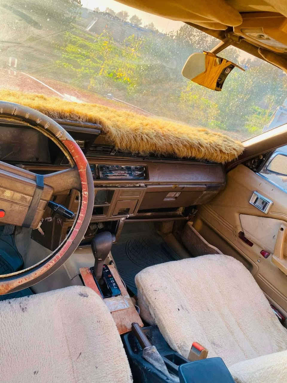 سوبر 85 للبيع  جاهزه طخم تايرات جديد رقم ديالئ انكليزي
کهربائيات أشایر لایتات امیمی خلفي كله شغال مصبوغه عام جمالیه بدون معجون أو ضربه مکینه وکیر بطه كفاله ترايهة وين ما يعجبك قفلهة 
بدون عمله 35 ورقه
مستعجل ابيع المكان صلاح الدين بيجي
موبايل ***********
