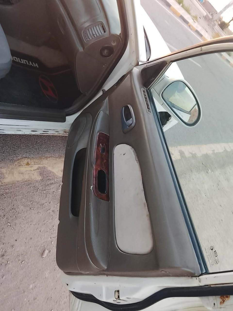 ناتا       موديل 2000رقم بغداد نكليزي بسمي مكاني بابل السياره 
جاهزه على اخر حبايه كير شد جديد 
عينه أو صينيه مشط جديد سلف جديد 
تخم تاير كهربائيات من الداعمي للدعامي شغاله بيه درايم شفت يطكطك 
فقط السياره ترايه للبصره السعر 33اوبيه مجال هزه جديده السنويه لل 29
***********
هاذه واتساب  *********** العنوان بابل
