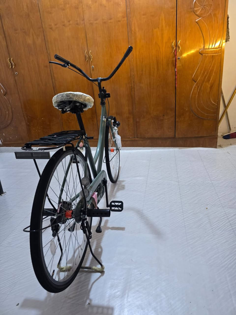 السلام عليكم بايسكل للبيع حرفين مديل 2020سعر 140وبي مجال مكان سماوه قضاء سوير رقم ***********
