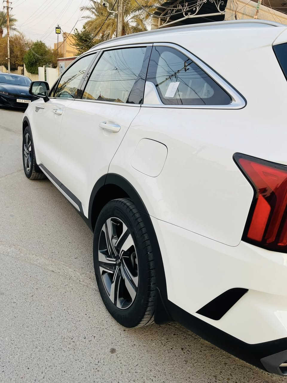 سلام عليكم 
للبيع 
كيا سورنتو موديل ٢٠٢١ خليجي 
رقم بغداد
ماشية ٧٧ 
فول مواصفات واحد على واحد 
بصمة
بانوراما 
كير ماوس 
سايد برك بصمة
فورويل 
كشنات تدفئه تبريد
خمس كامرات
شفتات ستيرن
صندوك كهرباء
كشنات كهرباء
مري شفط 
شاحن واير ليس 
تشغيل عن بعد 

السعر ٢٨٠ وبيهة مجال 
مكان السيارة بغداد
***********
مكفولة من الصبغ فقط بارد بسيط مأشر بل سونار
