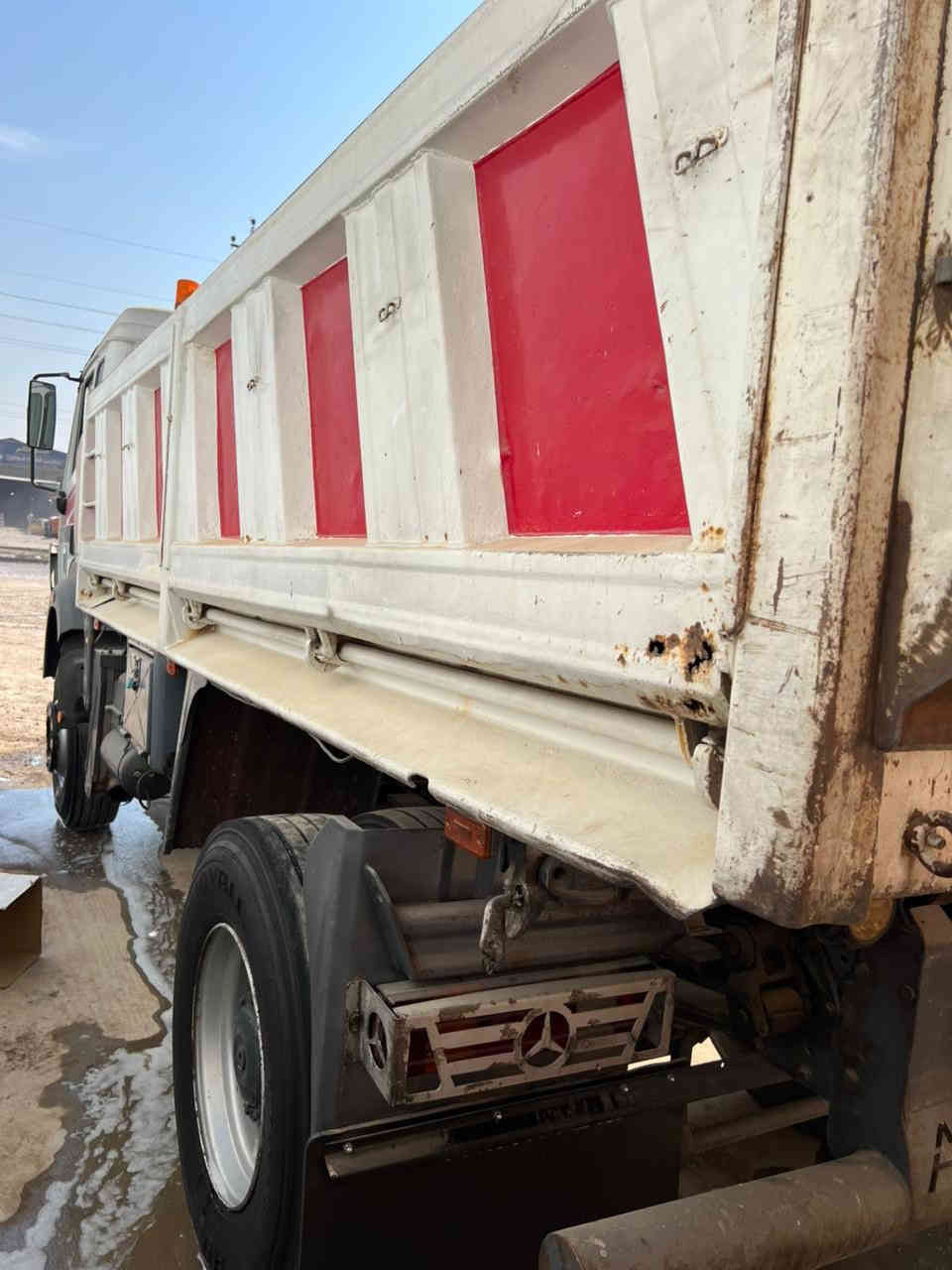 كرواتي موديل ١٩٩٧ اصل
السعر ٣٥٠$ورقه وبيها مجال 

بدون صبغ قماره وشاصي كفاله 

اصلها براد وبلسنويه قلاب

رقم بصره مشروع وطني تحويل مباشر 

محركها ٨دبل تيربو بي بم كهرباء 

كيرها ٢٢٠قليج 

مكانها بغداد تقاطع النهروان 
لاستفسار على الأرقآم التاليه ***********/***********
— في ‏تقاطع النهروان‏.
