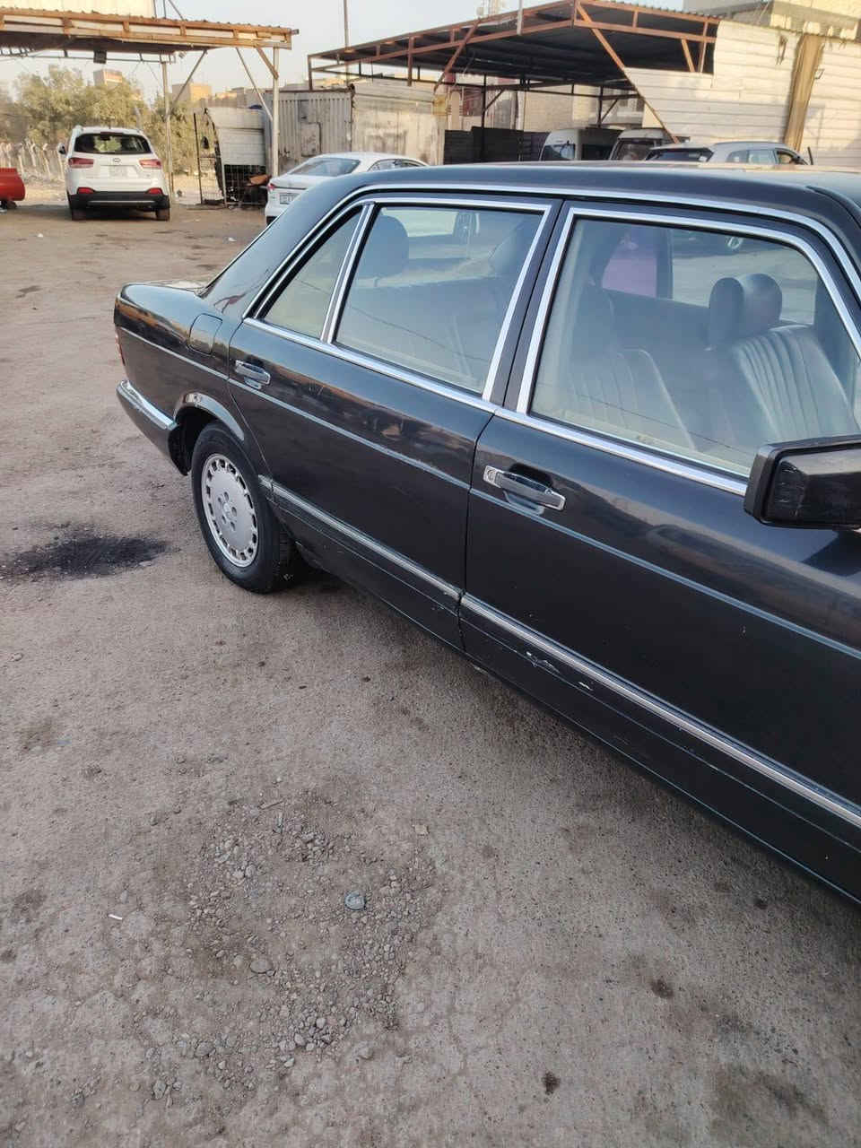 سلام عليكم مارسدس رئاسي حجم ٣٠٠ مديل ٨٥ السعر ٧٠ الرقم *********** بغداد
