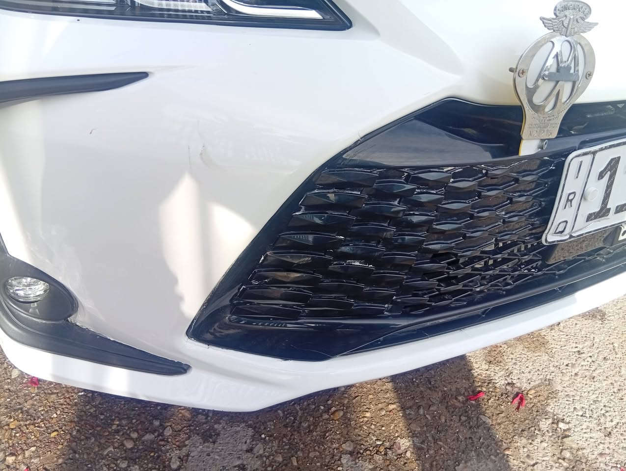 كورلة 25 ماشية  8 الف وشوي معروف مواصفاته. 23 و200
وبيهة شوي مجال مدوشمة عام دهن جديد نطخن بدراجة عدي بل دعامية وسويته  مكان منصور 
***********
