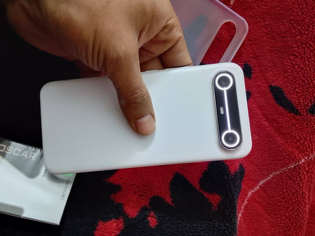 السلام عليكم
اخوان تكنو بوفا سلم 5g
ذاكره ٢٥٦عشوائيه١٦
شاشه ١٤٤هرتز 
جهاز جديد شخط مابيه 
مابيه اي خلل 
مراوس ب ايفون شعندك اعرض او تفضل واتساب 
***********
