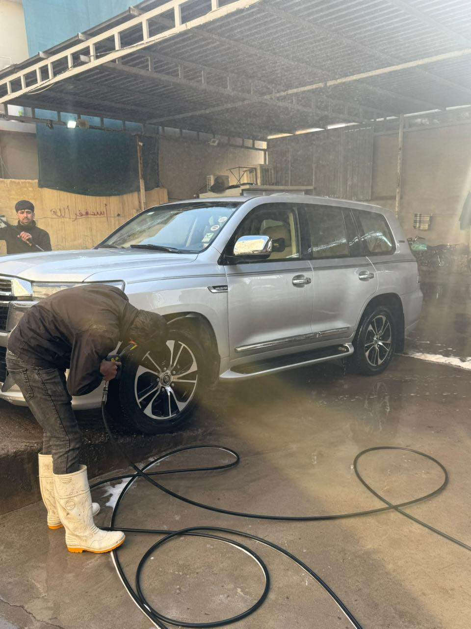 جكساره موديل 2011 محدث 2021
لون سلفر كير ومحرك شرط 
محرك V8 كاز ديزل D4توربو ما مفتوح 
سياره بدون ضرر صبغ حيزام للجماليه 
شاشه كاميرا مواصفاته معروفه 
حصه كاز بي سياره رقم اربيل  بسمنه شرط 
تحويل وغرامه 
وسعر مناسب جدا 
خابر وتدلل 
*********** Singapore
