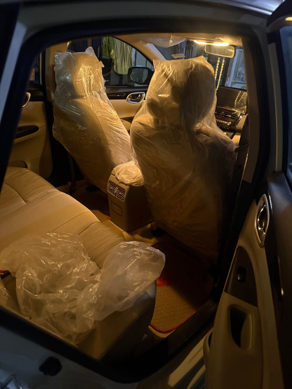 نيسان سنتره مديل 2025ماشيه اربعتلاف ميل كفاله عمامه رقم أربيل زيرو سياره تنته جام كهربا حته دهن مال شركه ما مبدلينه سياره مدوشمه ارضيه بس دوشمته ب ورقتين رقم ***********عنواني البصره الزبير وقابل للمرواس بس مو سياره تعبانه كون زينه الزبير, البصرة
