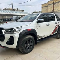 هايلوكس 2024 TRD السيارة نظيفة وكالة SAS  ماشية 50700 كم  بيهة رصعة بب...