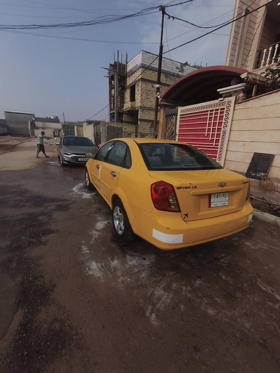 سلام عليكم وبترا للبيع 2011مكينه وكير جدد
حداده 70 
بحدي حلو 
ابو الخصيب حي العسكري 
السعر 55 بيه مجال قليل 
***********
