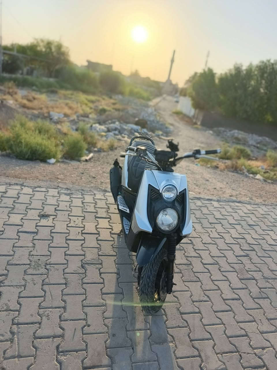سلام عليكم 
سكنس جبلي للبيع 
الدراجه بلاديه
شلعه معدل فول كهربايات كلها شغاله
كلشي ما ناقصها 
السعر مليون وبيها مجال 1000
الرقم ***********
