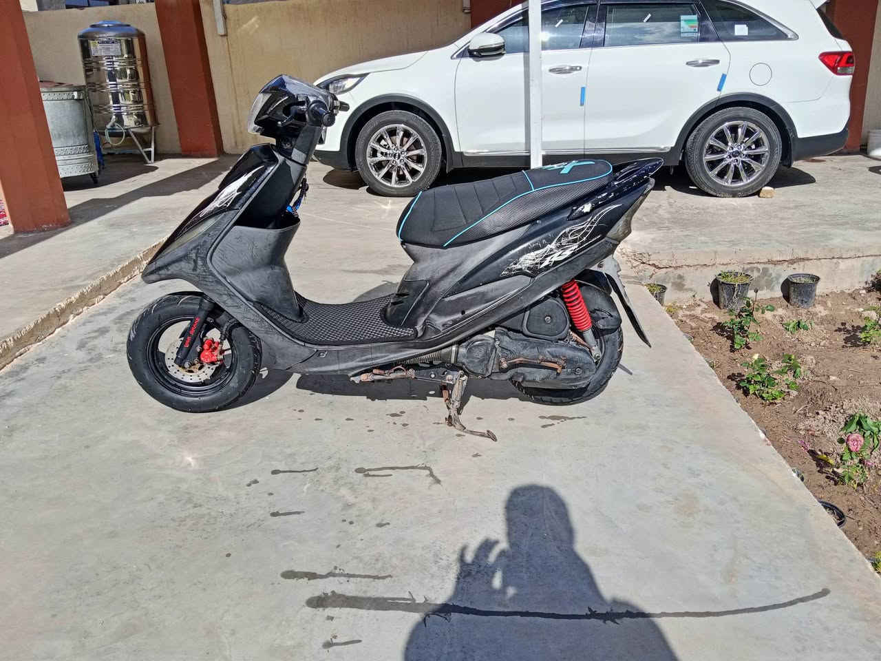 للبيع ماكس عدله خير من الله كهربائية كله شغاله ختم واحد مكينه خير من الله صارنصه صجميه شلعه ومعدله الشراي يتفضل خاص او الاتصال على رقم ***********
