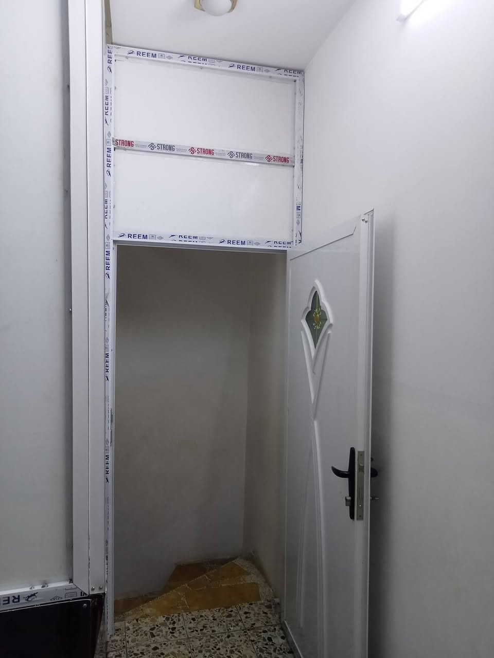 السلام عليكم ورحمه الله وبركاته
اخواني اعزاء عندي قطعتين الالمنيوم اتفيد اتكون قاطع مع باب الالمنيوم نظيف جداااا 
مكان بغداد حي اور


**إذا كنت صاحب هذا الإعلان وتريد حذفه لأي سبب، رجاءا أرسل رسالة إلى الدعم الفني**