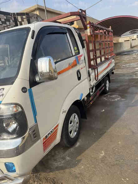 سلام عليكم 
كيه حمل 2017
مكفوله كفاله عامه تبريد محرك لا تنقيص ولا تبخير 
رقم ***********
