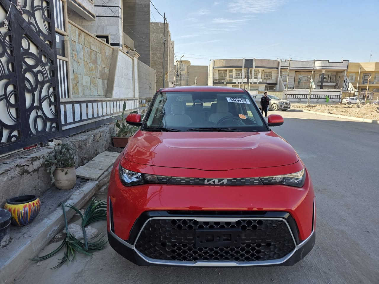 للبيع كيا سول 2025 
السيارة دخول جديد ماشية ١٧ الف 
صور حادثها و السونار و رقم الشاصي مرفق بالمنشور 
السيارة كلش جديدة و ما بيها اي نقص داخل بيجي 
حادثها بنيد تبدل و سحب كلش بسيط بالشاصي الايسر ما مبين اصلا و السونار موضح كل شي 
السعر / 145 $ و ماكو هيج سعر بموديل ال 25  
مكاني /  الحلة / حي الجامعة 
للاتصال / ***********
