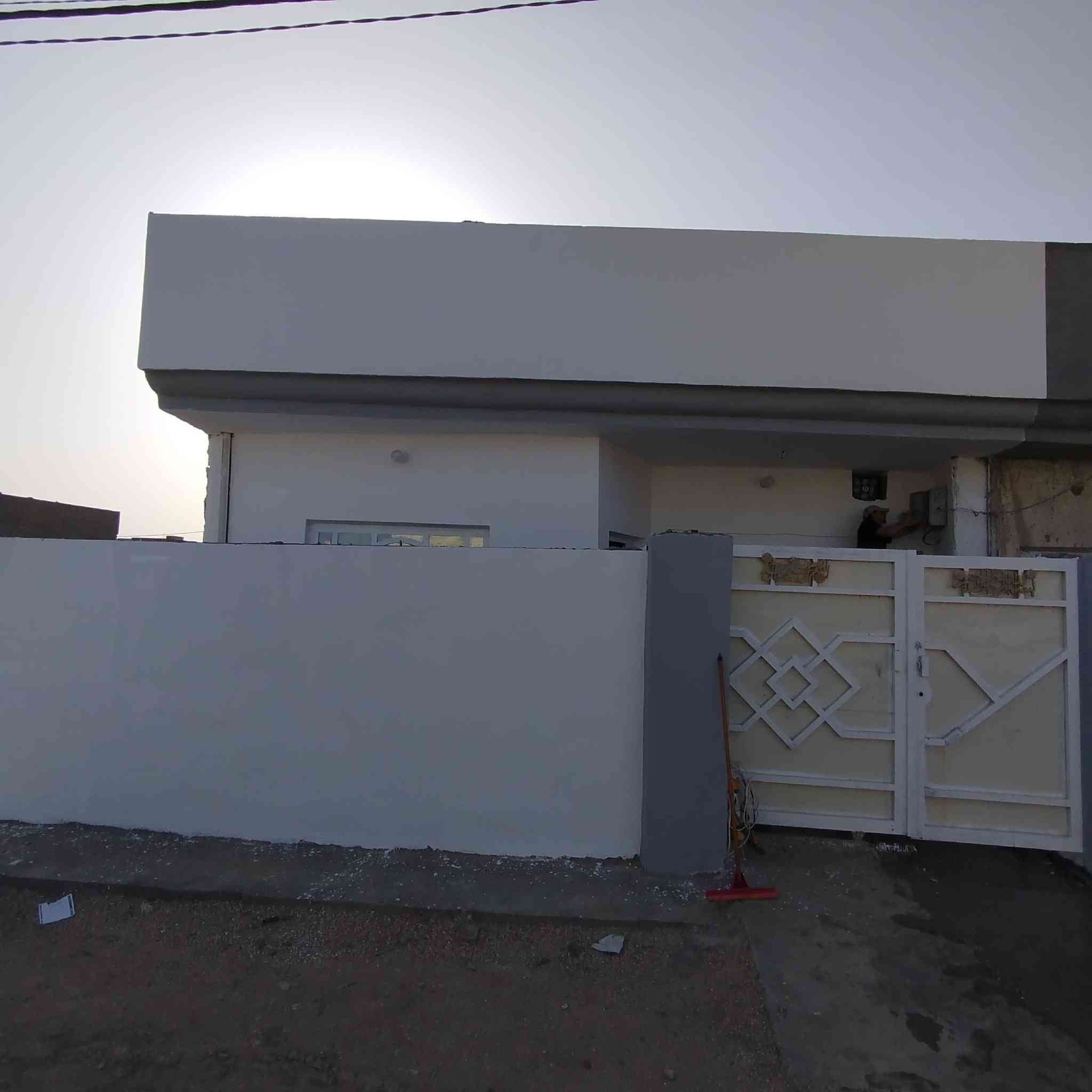 مشتمل للبيع 100متر مربع حله ورديه خارج قرب مستشفى الكفيل طابو صرف السعر 70 مليون
***********
