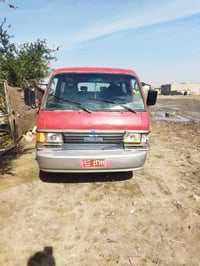 هاسة للبيع السعر 17 وبها مجال اتصل 07839279554