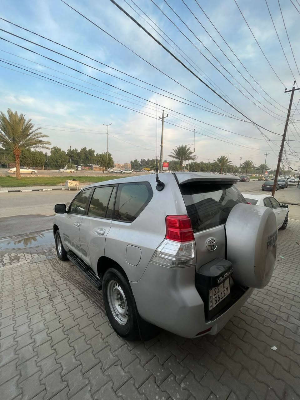 سلام عليكم
للبيع لاندكروز برادو 2013
سلك
كفاله عامه صبغ وتبديل وضربه 
عدا الدعاميات صبغ
كير ومحرك تبريد  ثلج
تخم تاير وحداديه  كله جديده
محرك كاز  كلش جديد 
كير عادي سلك 
 السياره بسمي سنويه لل2030
 مداور ثاني يوم 
رقم اربيل انكليزي

السعر 225 وبيه مجال بسيط 
مكانه نجف 
***********

 دواخل بالكارتون شرط
