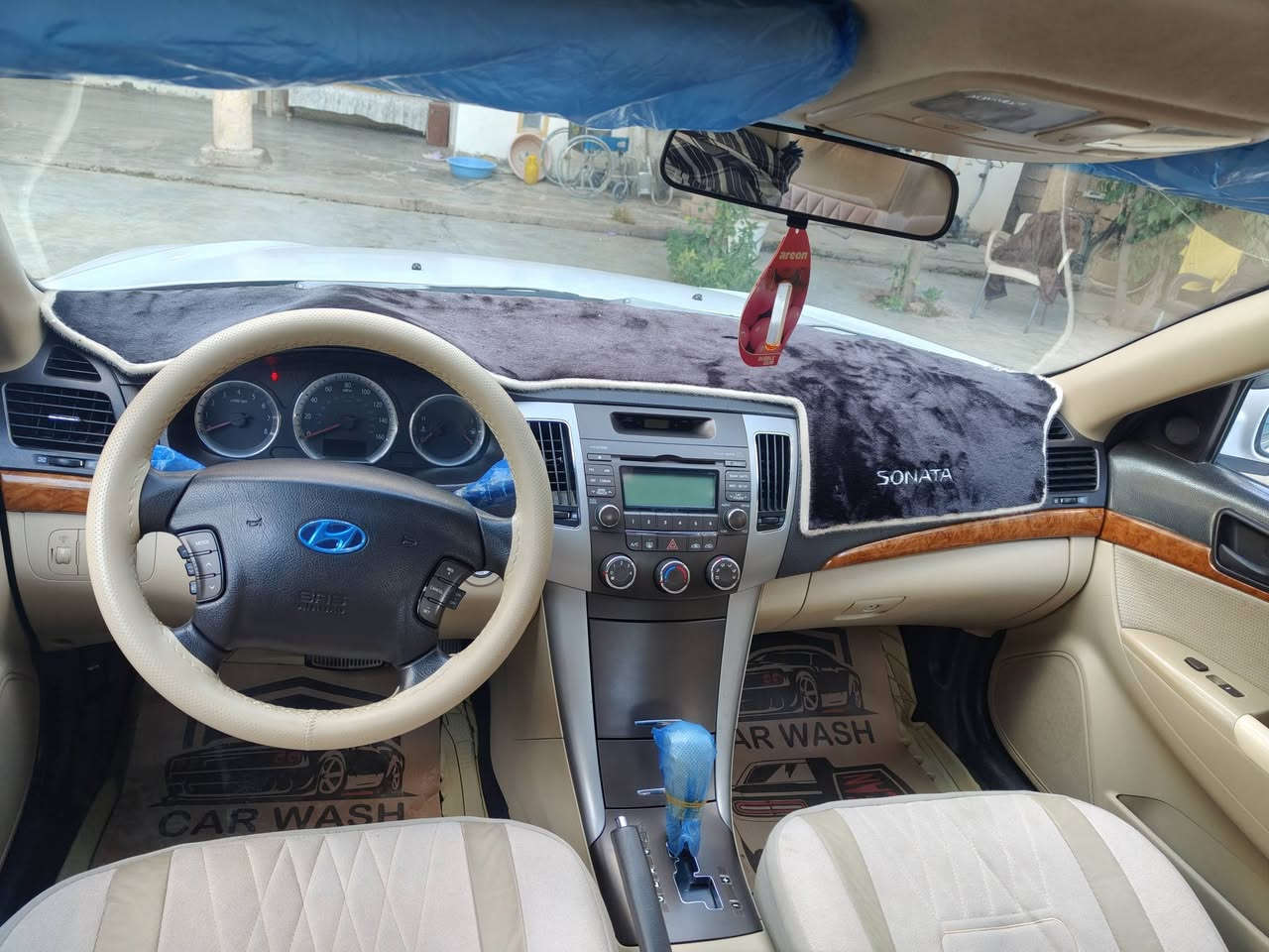 السلام عليكم سوناتا 2009 أمريكي محرك 2400داخلة اكلين  سرقة جامرلغ امامي
ومبدل البلاد من أمريكا
230 ميل ماشية صبغ قطعة جامرلغ خلفي
اثر شخوط بدون داخل
فول مواصفات شاديله منظومة غاز  تخم تاير جديد
نظيفة استخدام شخصي السونار مرفق مع الصور
رقم ديالى  دولي سنوية 2029
السعر المطلوب 130 وبية مجال
للاستفسار اكثر الاتصال على الرقم ***********
مكاني ديالى _  دلي عباس
