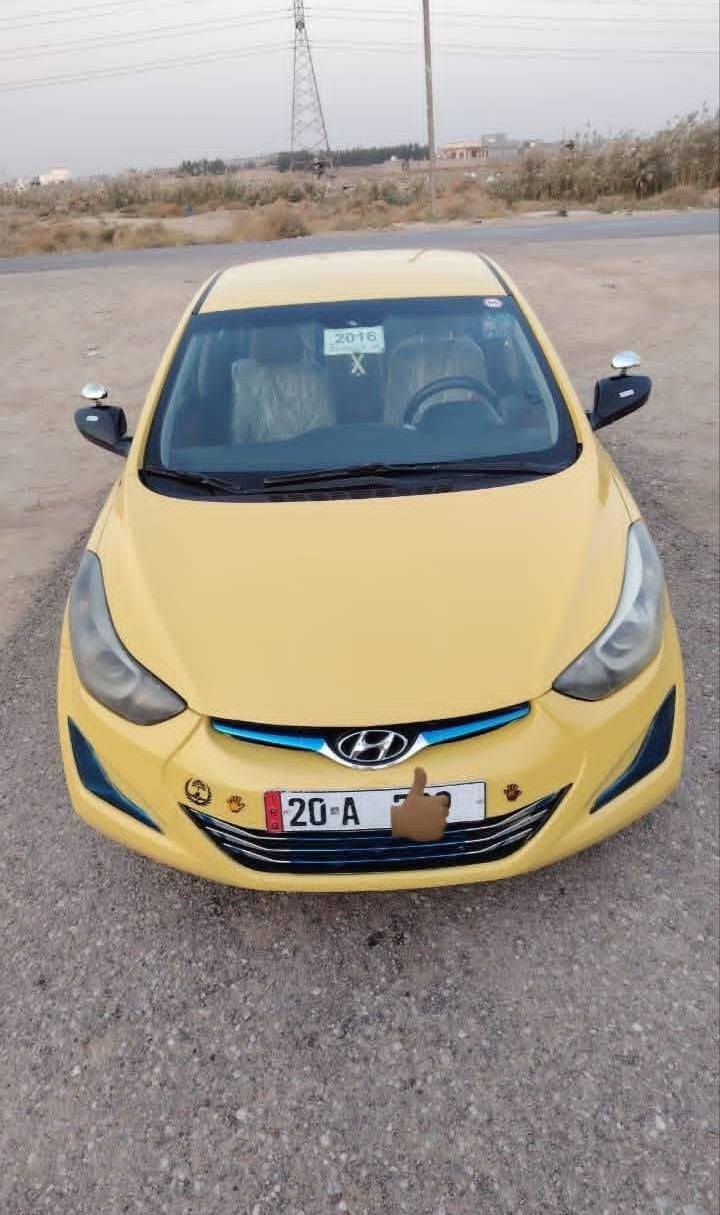 اللهم صلِّ على محمد وآل محمد
......... سلام عليكم..... 
لبيع النترا موديل (2016)
وارد امريكي ضررهه دعاميه اماميه وخشم البنيد شويه 
رقم ديالى دولي الجديد تحويل وين مايعجبك
مكينه 2000دوش بيهه خيط بدون تنقيص شرط 
كير +تبريد خير من الله 
مواصفات نص فول 
تحكم ستيرن جهتين 
مري شفط 
نظام ايكو تقليل وقود 
مانع نزلاق 
كامره 
حداديه نظيفه 
تخم تاير جديد
سونارهه موجود 
...... سعر...(110)
مكاني بغداد بسمايه 
***********
ملاحظه شرط التحويل 
سياره جاهزه
