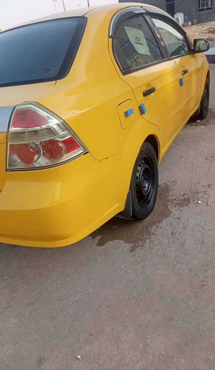 سلام عليكم  افيو للبيع مديل 2010 جاهزة مجهزة مكينة جاهزة حدادية  اتصال على  رقم ***********
