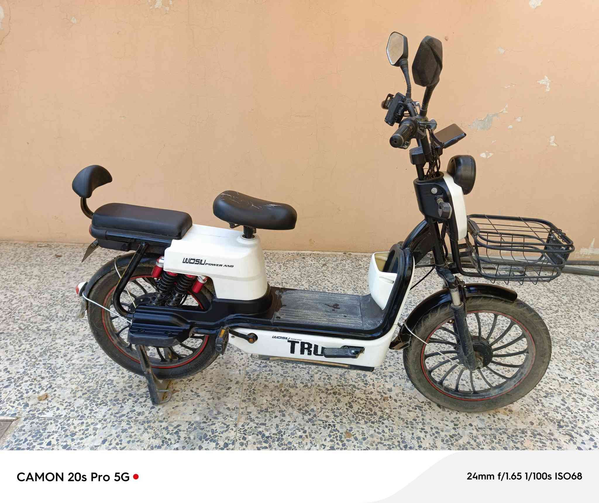 ماطور حجم 20
حيل نضيف 
دبل بصمه دبل سويچ دبل كارت
كلشي بي شغال 
5بطاريات نضيفات 
السعر 230بي مجال حك الجيه


**إذا كنت صاحب هذا الإعلان وتريد حذفه لأي سبب، رجاءا أرسل رسالة إلى الدعم الفني**