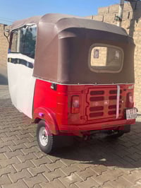 تكتك للبيع مديل 22 سعر 3500 وبيها مجال للشراي مستعجل تحويل ثاني يوم با...