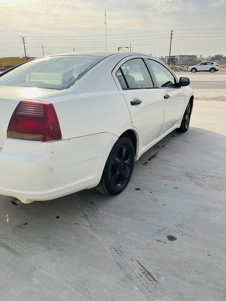 السلام عليكم مشتبوشي 2007 محرك 2400 محرك وكير مكفولات تخم تاير صدر كله جديد تبريد ثلج دوشمه جديده باتري جديد مصبوغه عام جماليه فقط مكفوله من ضربه وتبديل رقم بغداد ال 29 بسمنه السعر 67$وبيه مجال المكان واسط الصويره لاستفسار ***********
