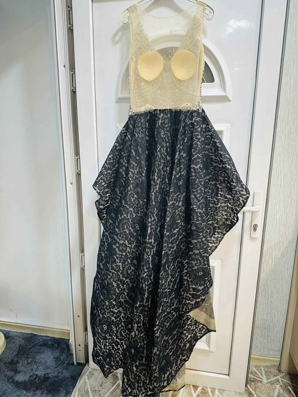 البدلات السوده تلبس قياس ٣٨ ابيعها ب٢٥ الف والخضره تلبس قياس ٣٨-٤٠ ابيعها ب٢٥ والفستان الوردي يلبس ٣٦ وابيعه ب١٠ الف


**إذا كنت صاحب هذا الإعلان وتريد حذفه لأي سبب، رجاءا أرسل رسالة إلى الدعم الفني**