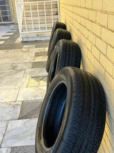 ايرات كامري يوكو هاما  اصلي وكاله نضافتهن 80/100 مستعمل بس اخو جديد يوكو هاما بعد معروف انطيك بي ضمان سنتين قياسهن 215/60/16
ليريدهن يراسلني واتساب *********** مستعجل ع بيعتهن
