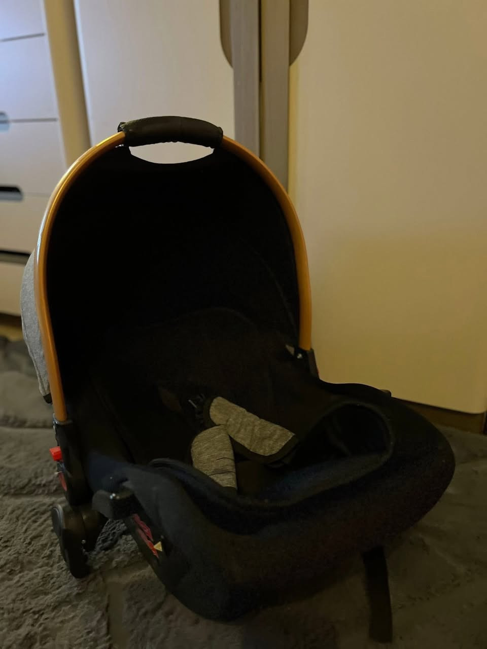 للبيع نظيف سعر٥٠


**إذا كنت صاحب هذا الإعلان وتريد حذفه لأي سبب، رجاءا أرسل رسالة إلى الدعم الفني**