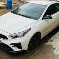 فورتي للبيع الموديل 2021 سونر مرفق مع الصور حادث قبغ الجنطة فقط السيار...