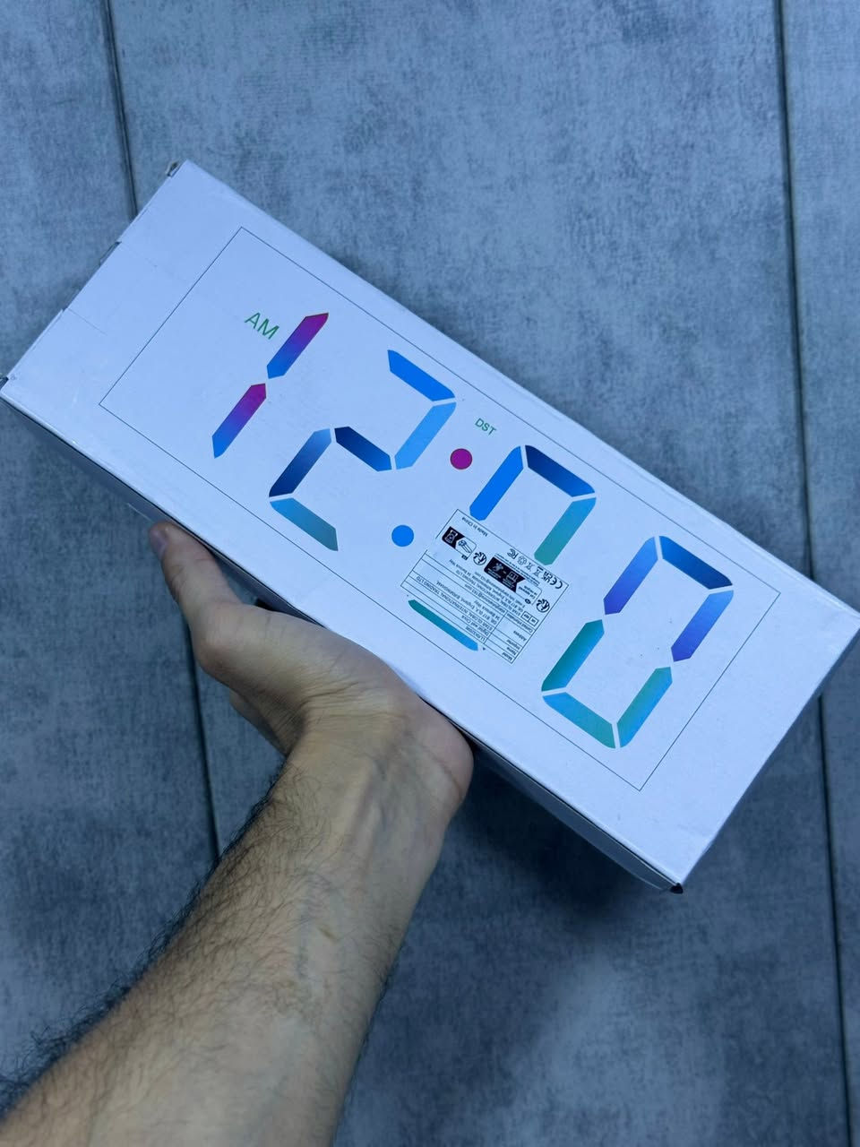 ساعة RGB مرتبة 
للحجز خاص 
رقم وتساب ***********
