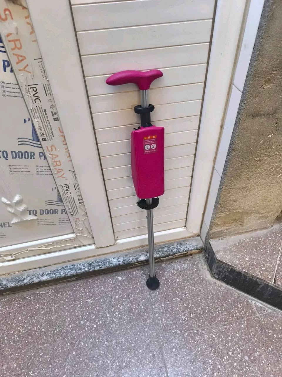 ياالله
20 الف 
كرسي سفري سهل الحمل والتخزين والفتح
 جدا ثقيل يتحمل وزن لحد 100 كيلو


**إذا كنت صاحب هذا الإعلان وتريد حذفه لأي سبب، رجاءا أرسل رسالة إلى الدعم الفني**