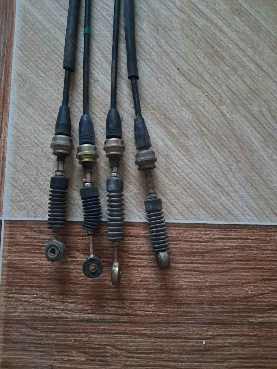 للبيع
قلايج كير ليفان القطعة 10الف

...........

مسجل ليفان 20الف

........... 

ادرام شفت ليفان مستعمل نضيف 20الف

المكان بغداد  *********** بس واتساب
