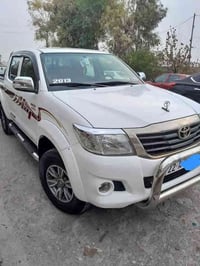 تویتا هایلوکس مۆدیل 2013 بێ سبوغ مەکینەی نەکرایتە وە 190هەزار ڕۆیشتوە ...