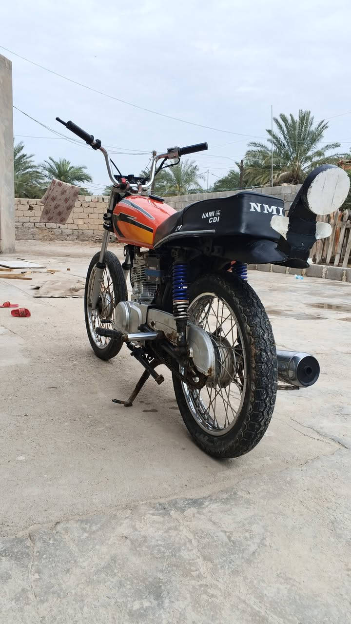 سلام عليكم دراجه للبيع حلوه ونضيفه تعمير جديد عوزه بس صبق لشاصي دراجه اوراق سعرها 750وبيه مجال عنواني بصره قضاء الدير هاذه رقم الهاتف.         ***********
